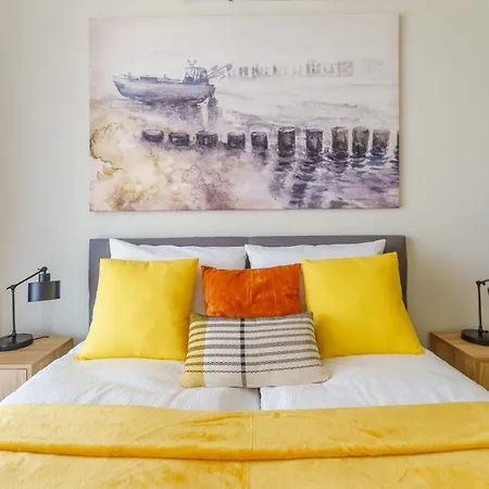 아파트 Przy Plazy Z Darmowymi Rowerami - By Perlowa Przystan Rent 시아노제티